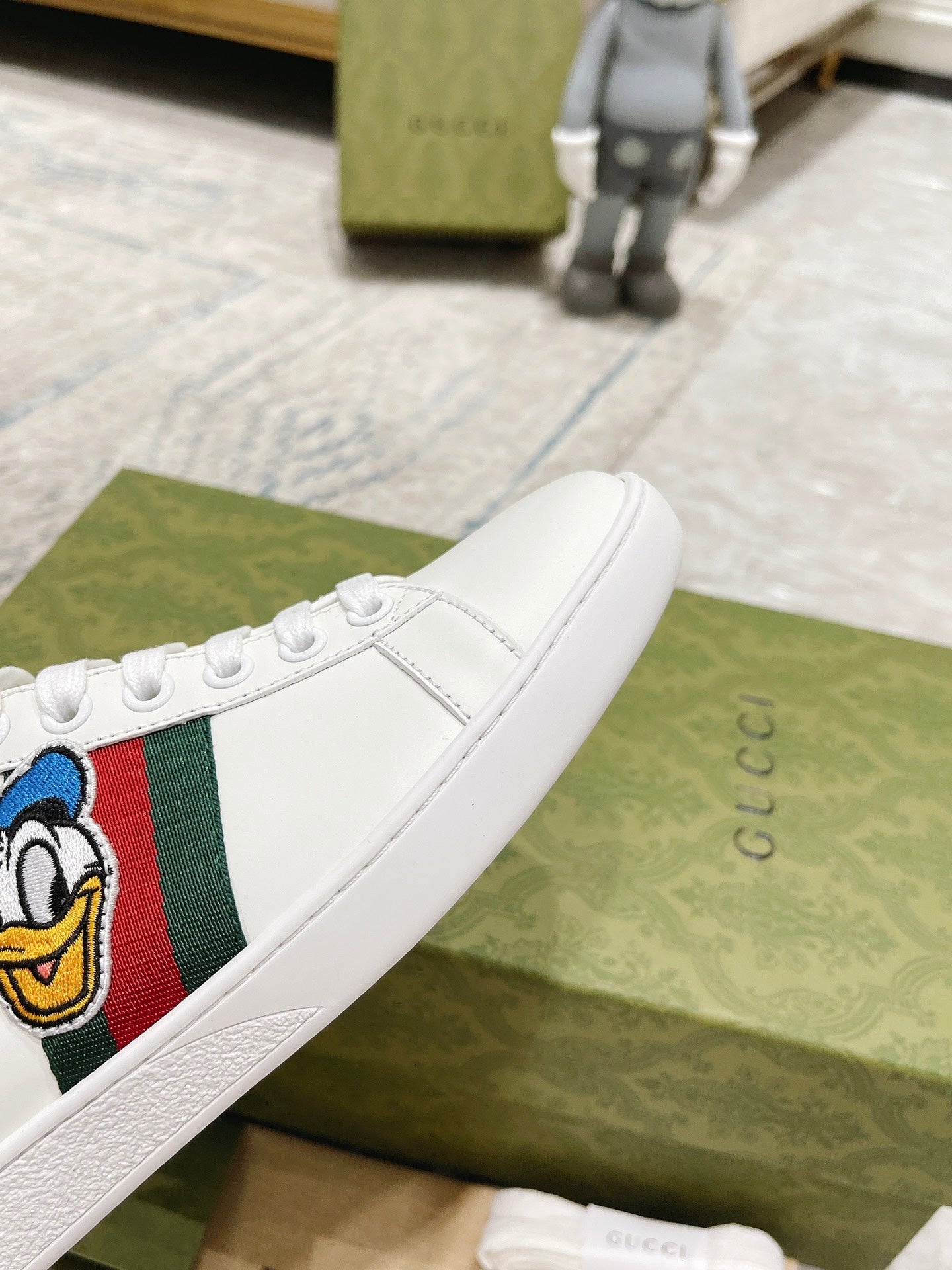 Pronta Entrega – Sneaker Modelo Gucci Pato Donald
