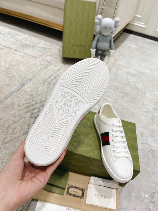 Pronta Entrega – Sneaker Modelo Gucci Ace com Bordado