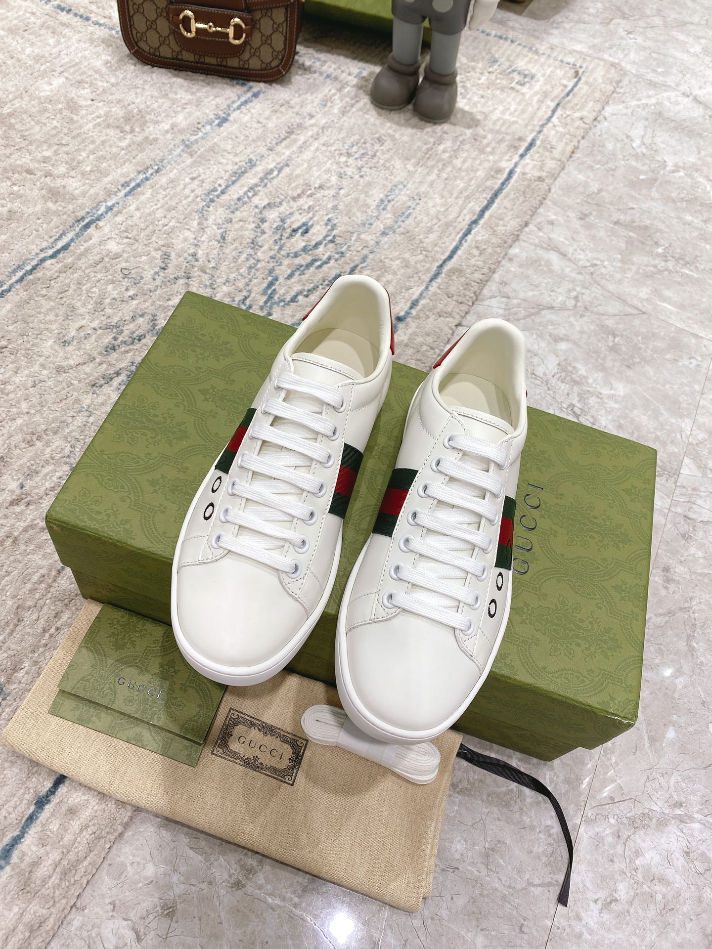 Pronta Entrega – Sneaker Modelo Gucci Ace