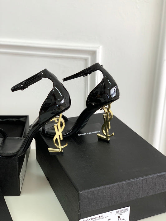Pronta Entrega – Sandália Modelo Saint Laurent Opyum com salto 110mm