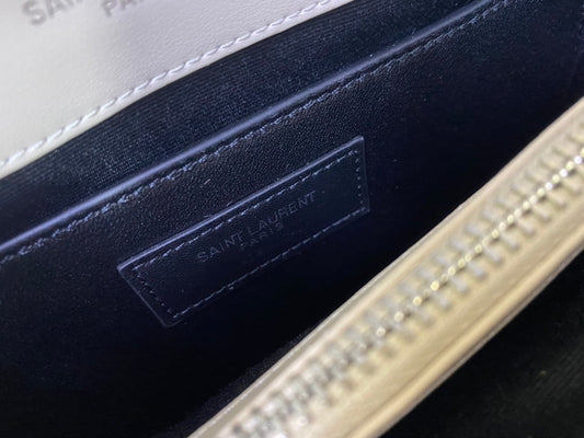 Pronta Entrega – Bolsa Modelo Saint Laurent Tranvesal Lou Branca
