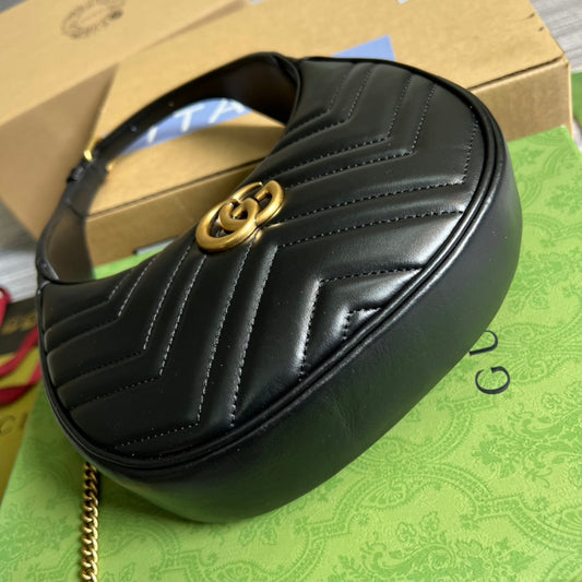Pronta Entrega – Bolsa Gucci Mini GG Marmont Meia Lua