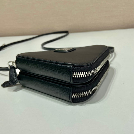 Pronta Entrega – Bolsa Modelo Prada em Couro Saffiano