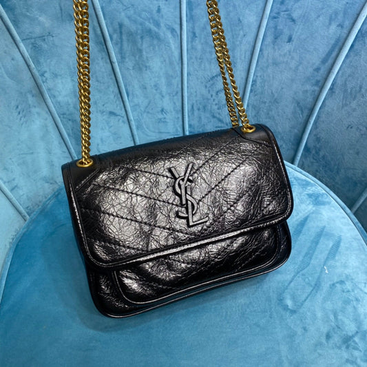 Pronta Entrega – Bolsa Modelo Yves Saint Laurent de Ombro Niki com Corrente
