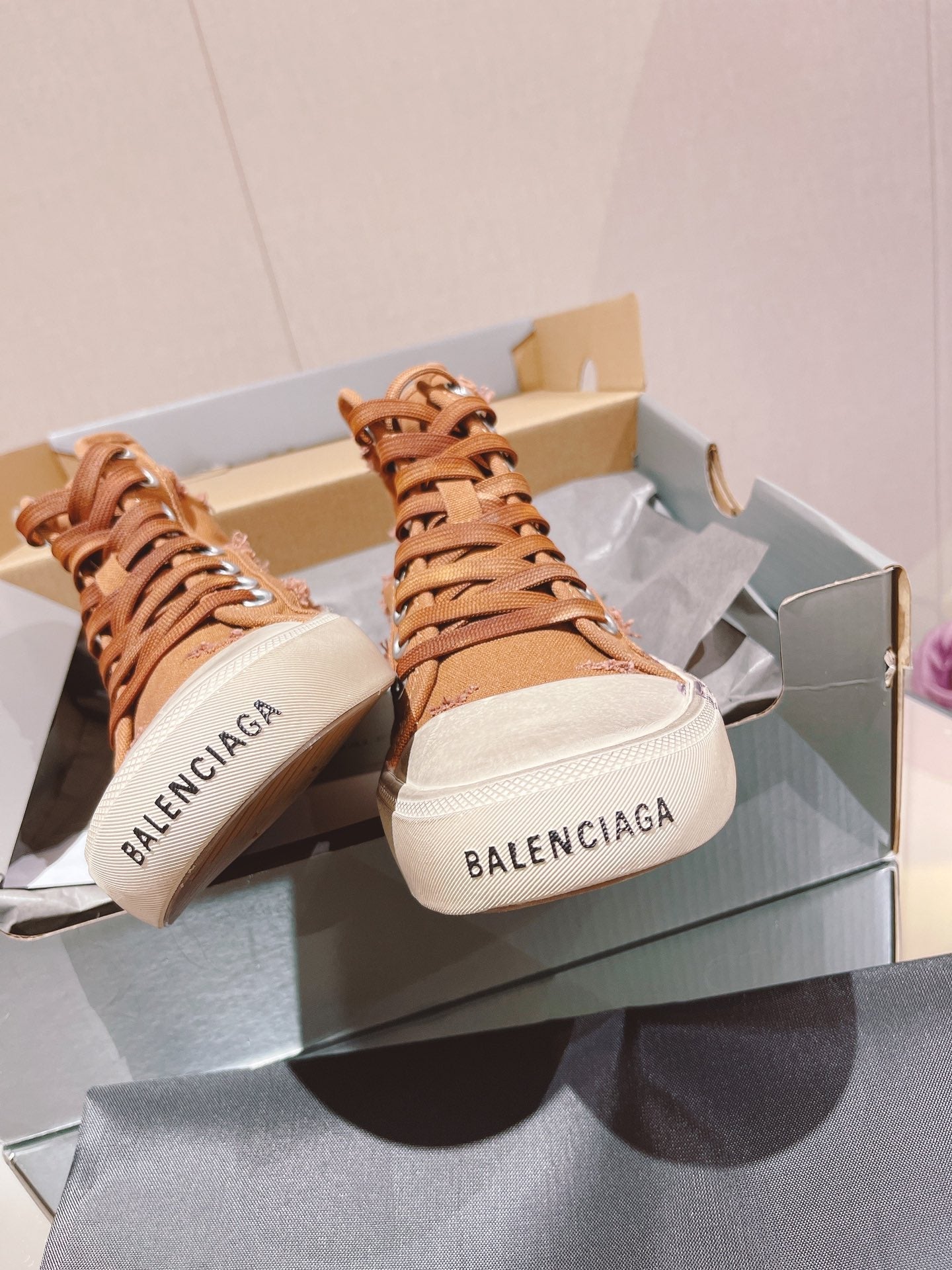 Pronta Entrega – Tênis Modelo Balenciaga Paris