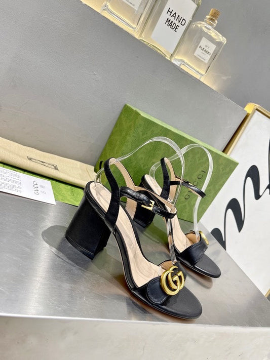 Pronta Entrega – Sandália Modelo Gucci de Couro com Logo