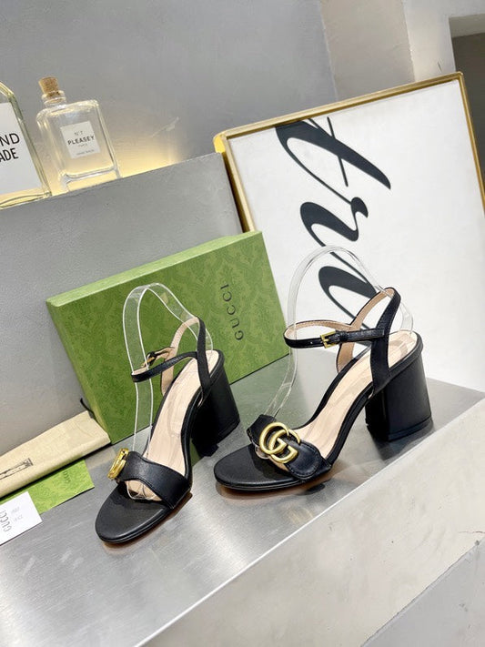 Pronta Entrega – Sandália Modelo Gucci de Couro com Logo