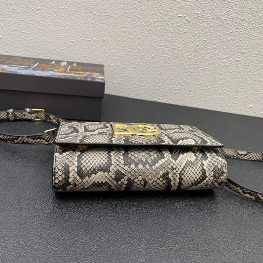 Pronta Entrega – Bolsa Modelo Dolce & Gabbana DG Girls