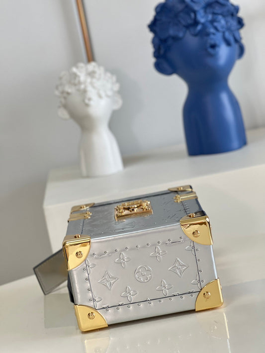 Pronta Entrega – Bolsa Modelo Louis Vuitton Caixa Cubo Scott Prata