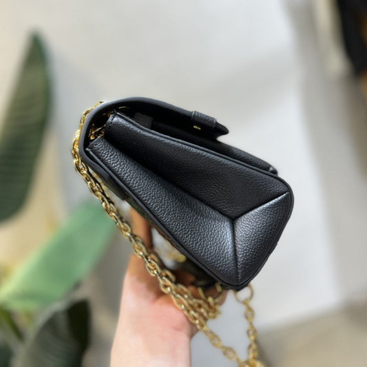 Pronta Entrega – PRONTA-ENTREGA – Bolsa Modelo Louis Vuitton Vavins
