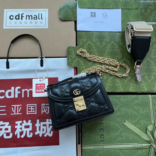 Pronta Entrega – Bolsa Gucci GG matelassê Pequena com Alça Superior