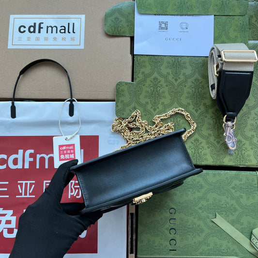 Pronta Entrega – Bolsa Gucci GG matelassê Pequena com Alça Superior