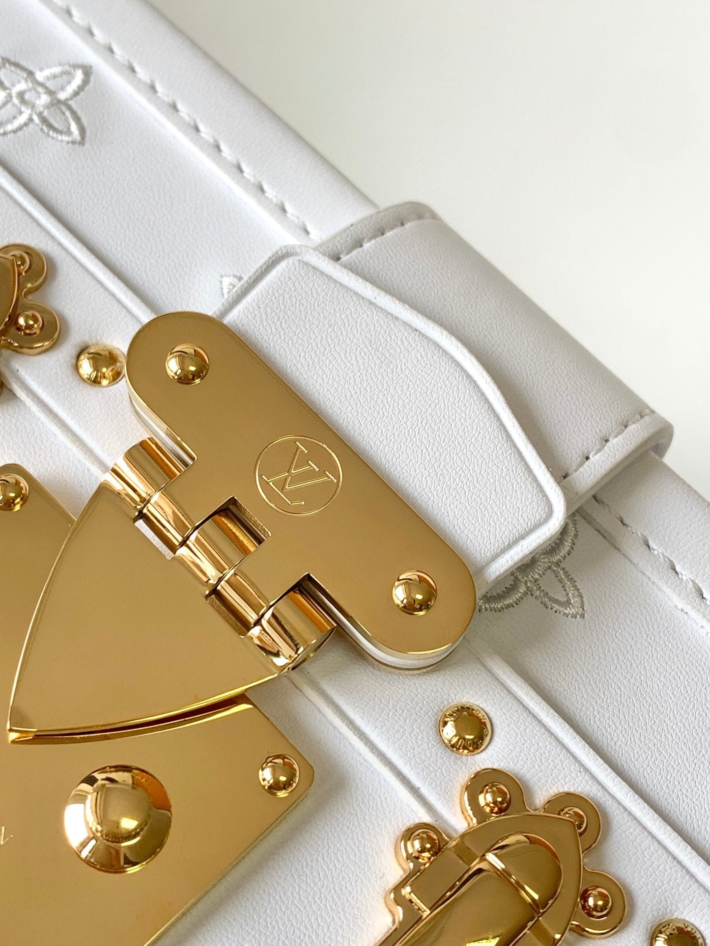 Pronta Entrega – Bolsa Louis Vuitton Petite Malle