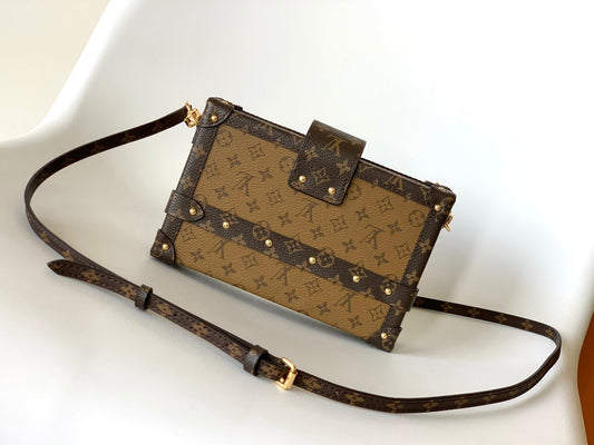 Pronta Entrega – Bolsa Louis Vuitton Petite Malle