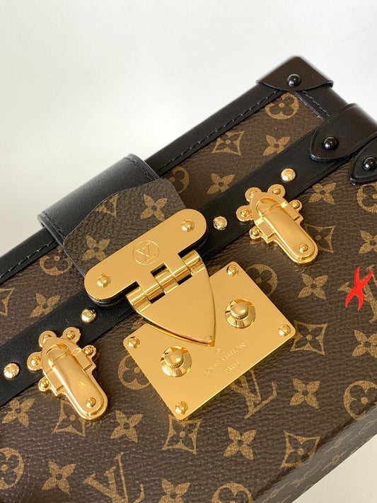 Pronta Entrega – Bolsa Louis Vuitton Petite Malle