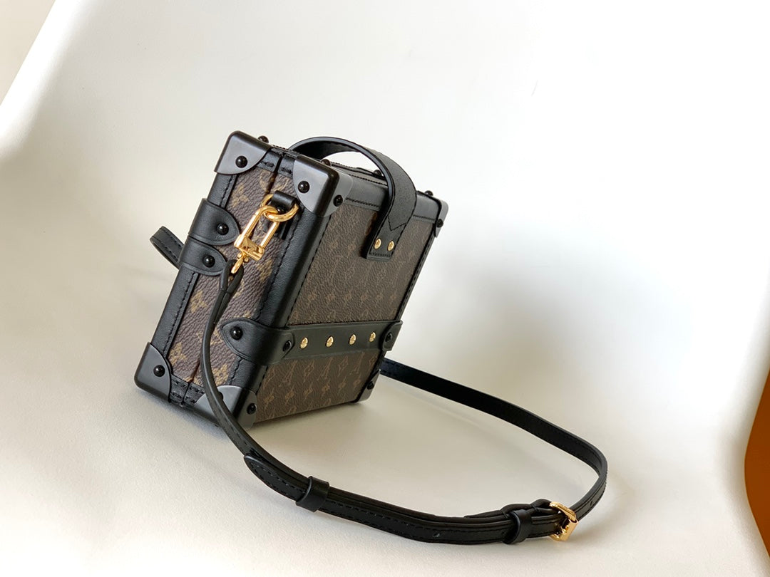 Pronta Entrega – Bolsa Louis Vuitton Petite Malle