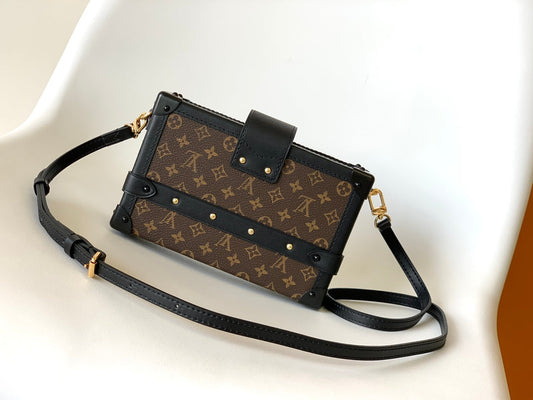 Pronta Entrega – Bolsa Louis Vuitton Petite Malle