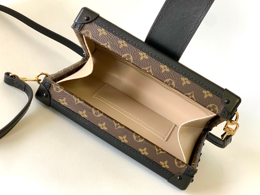 Pronta Entrega – Bolsa Louis Vuitton Petite Malle