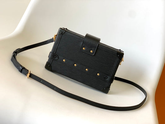 Pronta Entrega – Bolsa Louis Vuitton Petite Malle