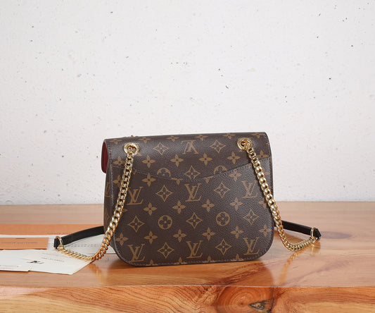 Pronta Entrega – Bolsa Louis Vuitton Passy