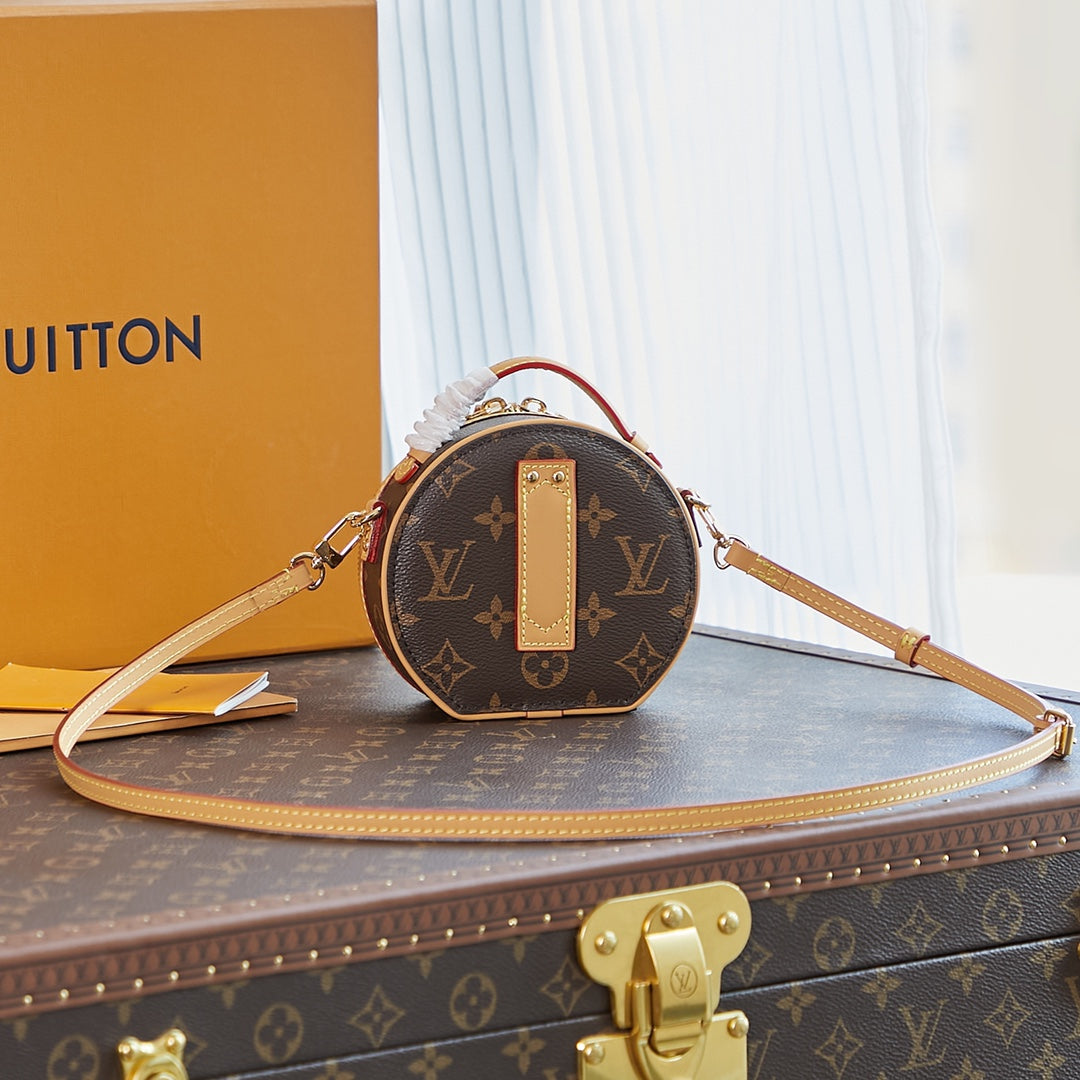 Pronta Entrega – Bolsa Louis Vuitton Petite Boite Chapeau