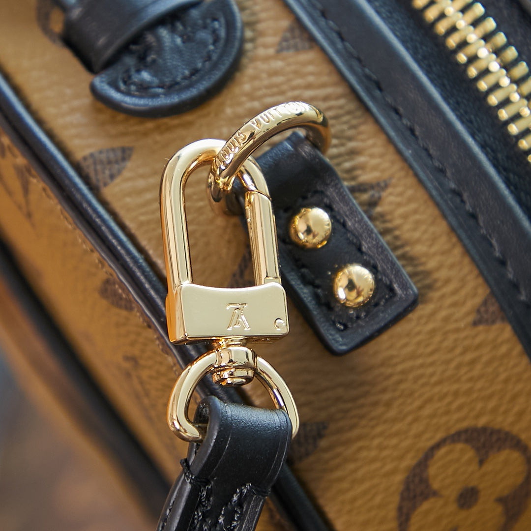 Pronta Entrega – Bolsa Louis Vuitton Petite Boite Chapeau