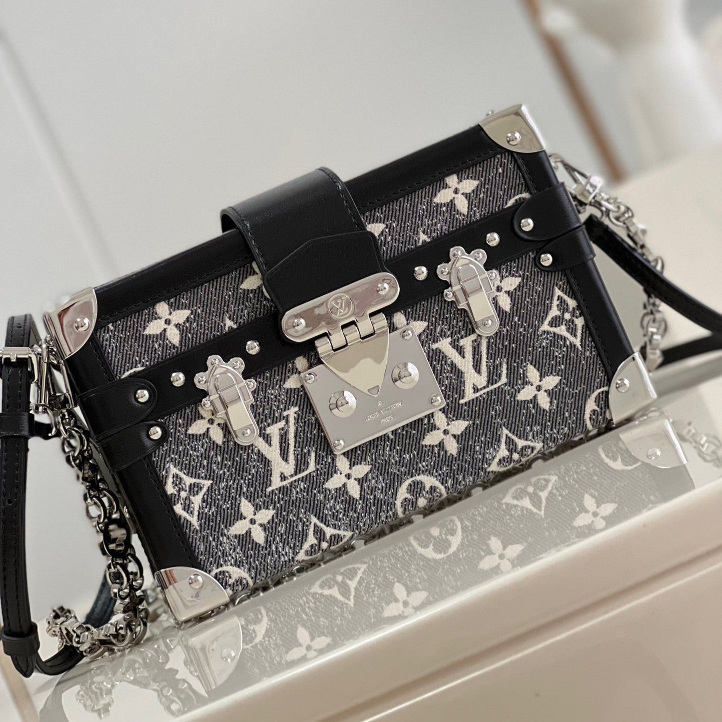 Pronta Entrega – Bolsa Modelo Louis Vuitton  Petite Malle
