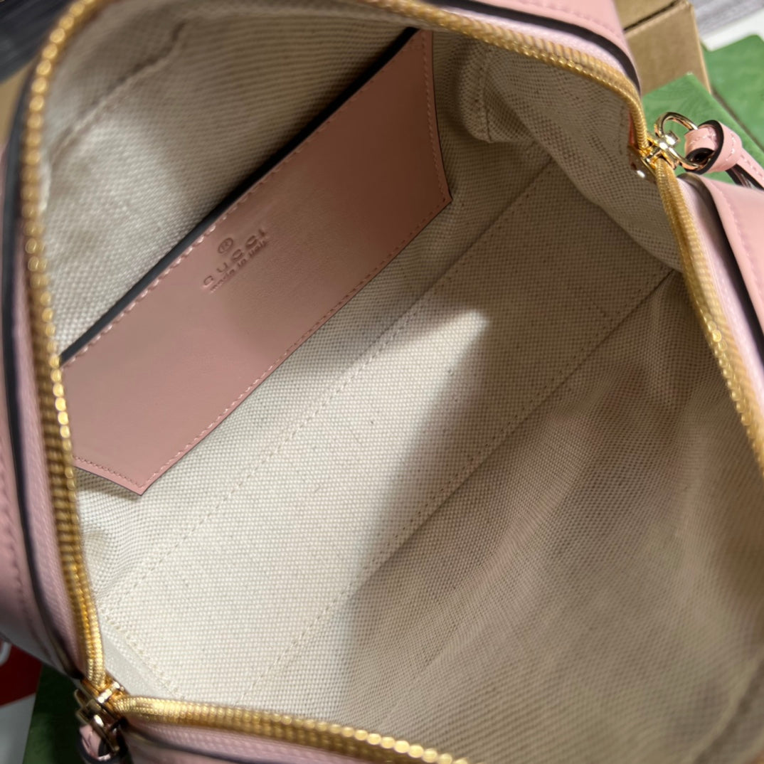 Pronta Entrega – Bolsa Gucci GG Matelassê Mini