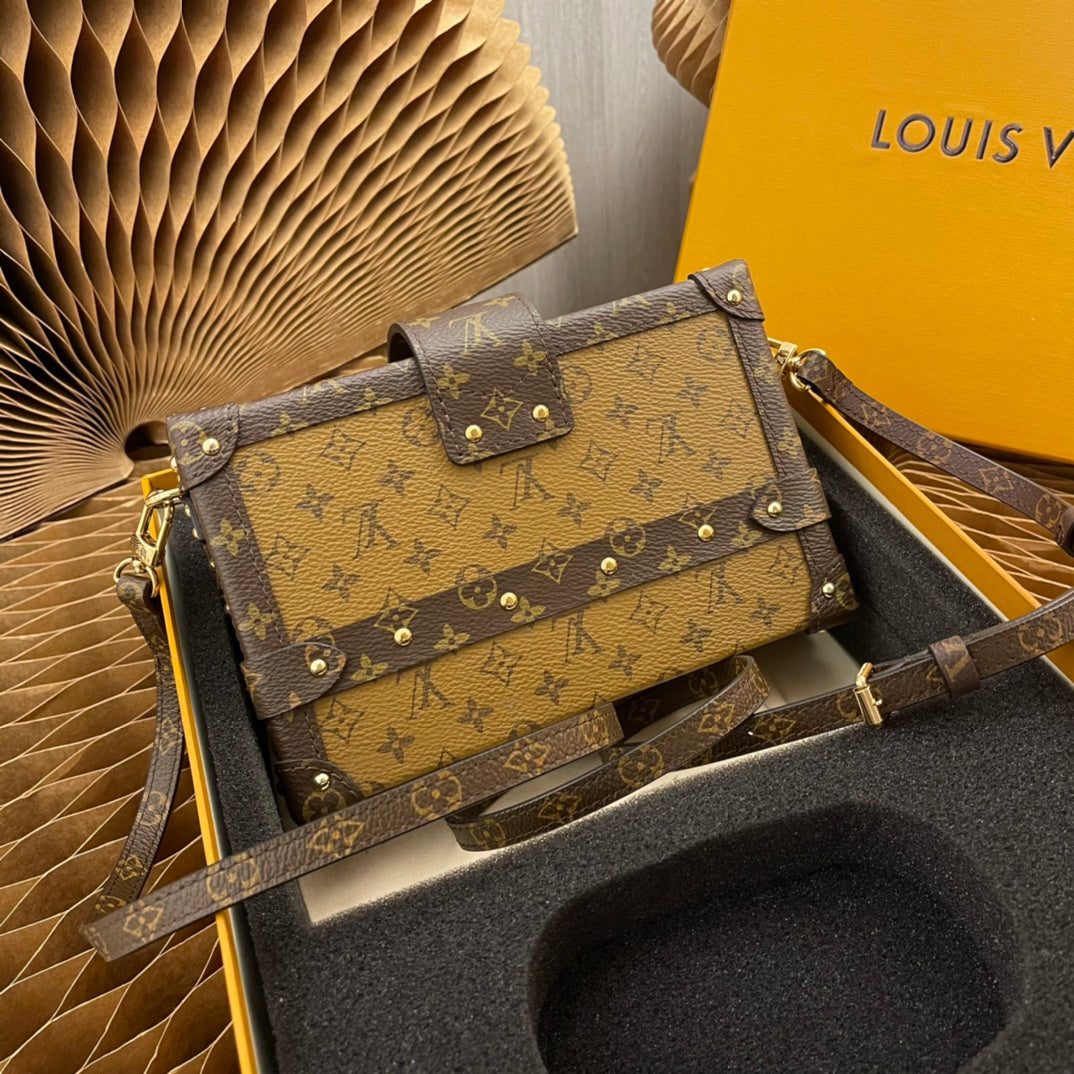 Pronta Entrega – Bolsa Louis Vuitton Petite Malle