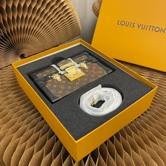 Pronta Entrega – Bolsa Louis Vuitton Petite Malle
