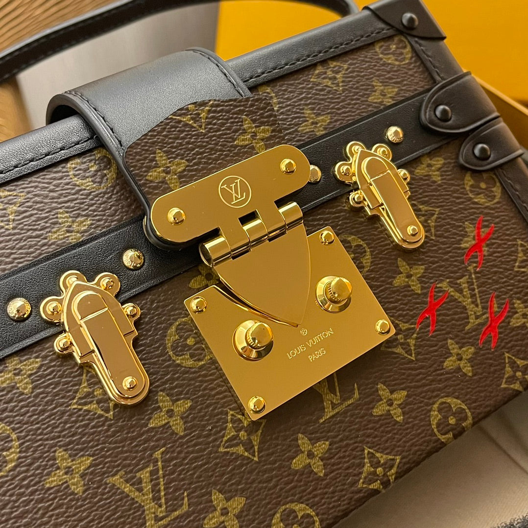 Pronta Entrega – Bolsa Louis Vuitton Petite Malle