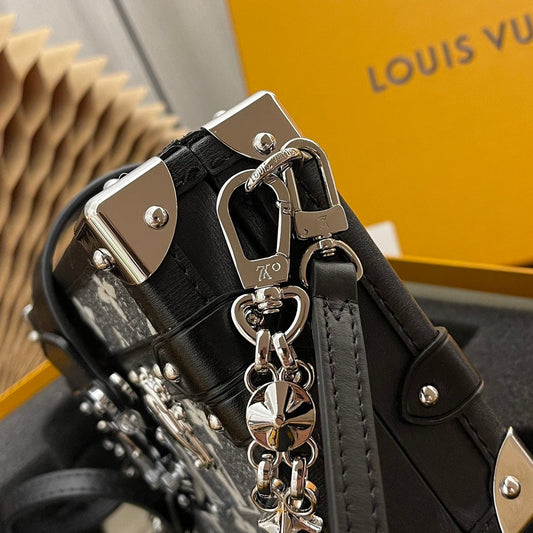 Pronta Entrega – Bolsa Louis Vuitton Petite Malle