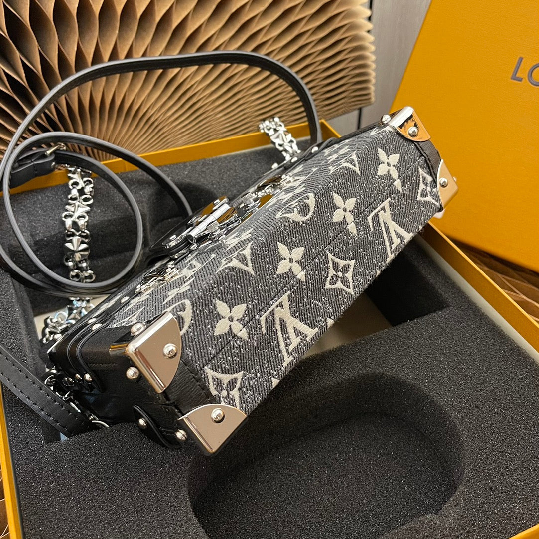 Pronta Entrega – Bolsa Louis Vuitton Petite Malle