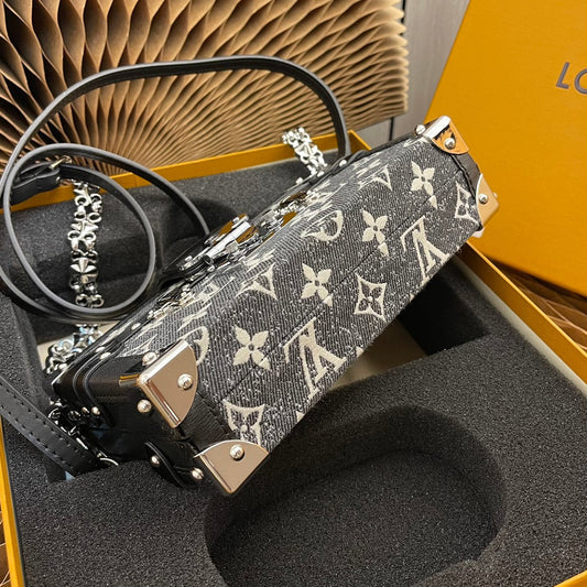 Pronta Entrega – Bolsa Louis Vuitton Petite Malle