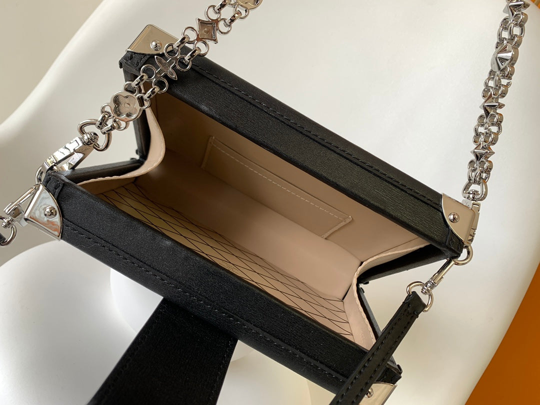 Pronta Entrega – Bolsa Louis Vuitton Petite Malle