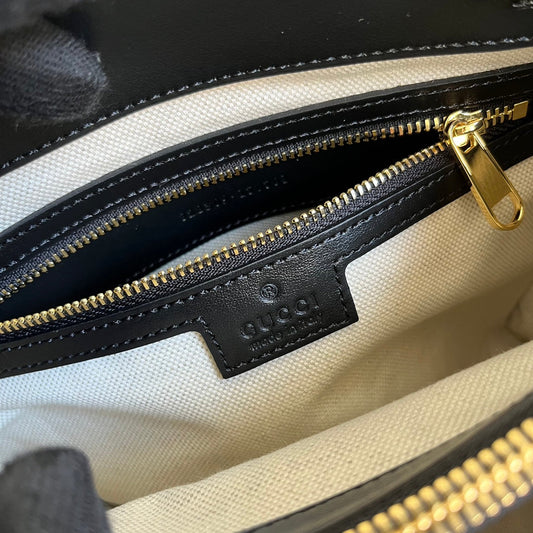 Pronta Entrega – Bolsa Gucci GG matelassê Mini com Alça Superior