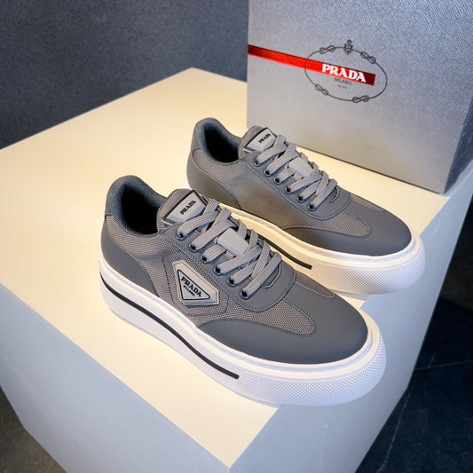 Pronta Entrega – Tênis Modelo Prada