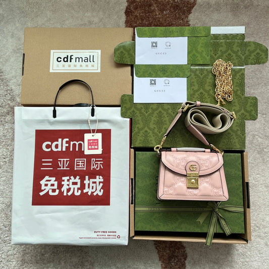 Pronta Entrega – Bolsa Gucci GG matelassê Pequena com Alça Superior