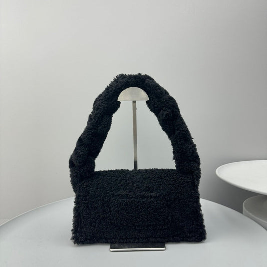 Pronta Entrega – Bolsa Modelo Jacquemus Le Bambidou