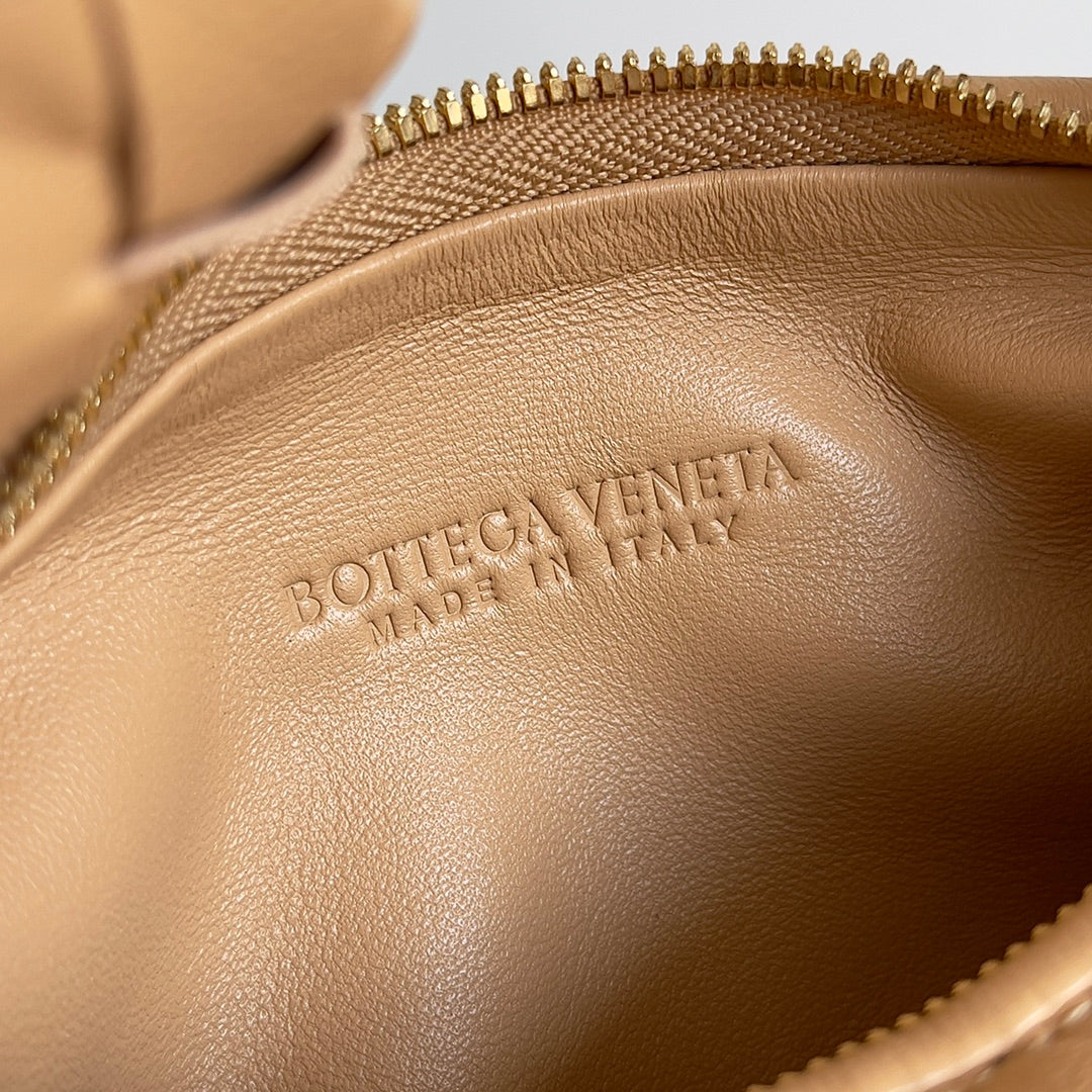 Pronta Entrega – Bolsa Modelo Bottega Veneta