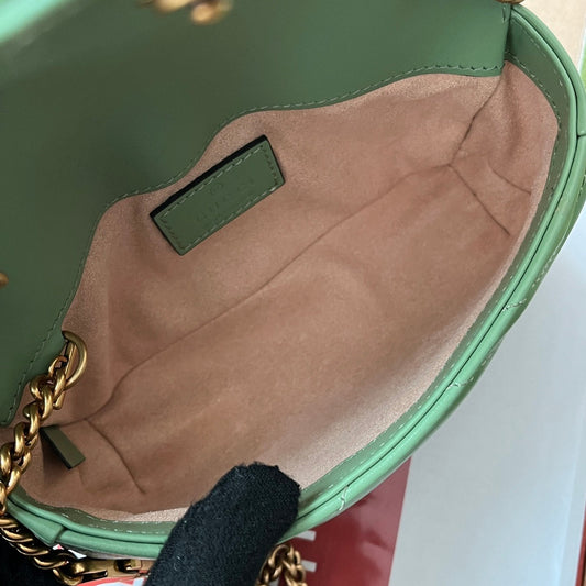 Pronta Entrega – Bolsa Gucci GG Marmont Matelassê Pequena