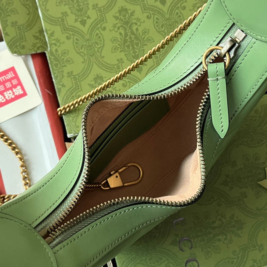 Pronta Entrega – Bolsa Gucci Mini GG Marmont Meia Lua