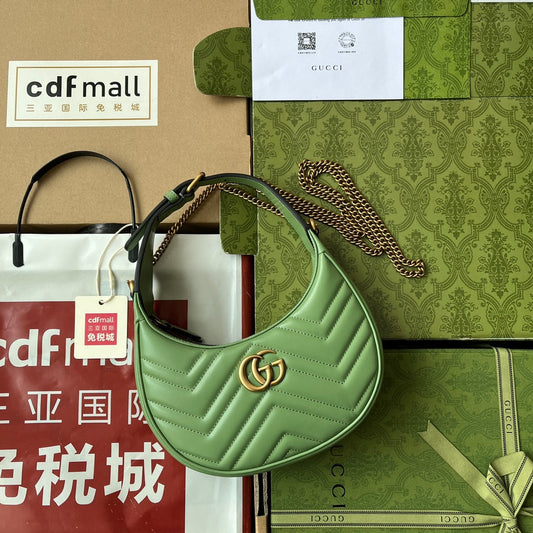 Pronta Entrega – Bolsa Gucci Mini GG Marmont Meia Lua