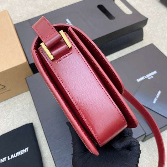 Pronta Entrega – Bolsa Modelo Yves Saint Laurent  São Loureiro Couro com Logotipo