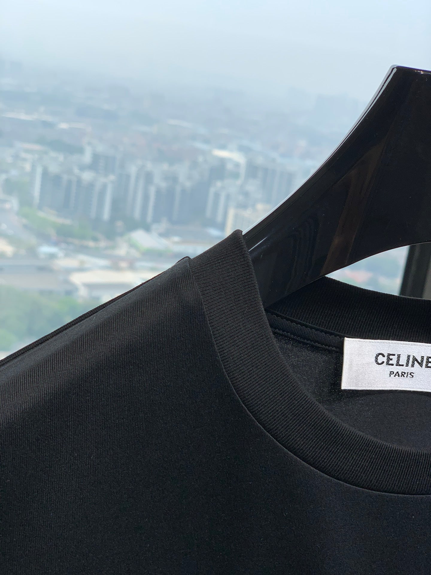Pronta Entrega – Camiseta Modelo Celine