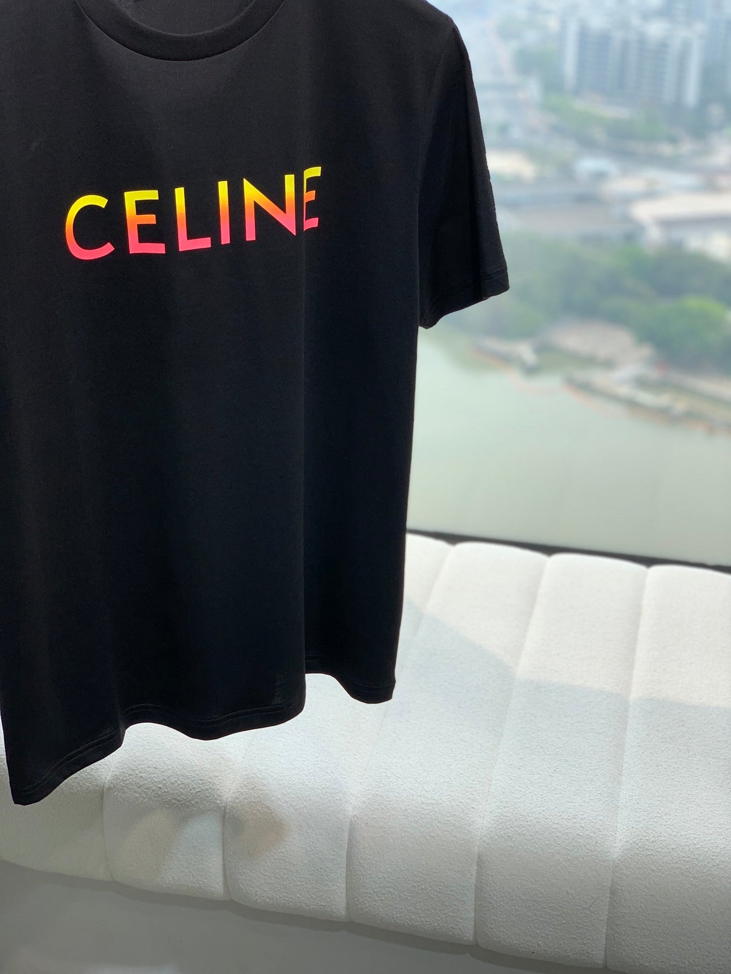 Pronta Entrega – Camiseta Modelo Celine