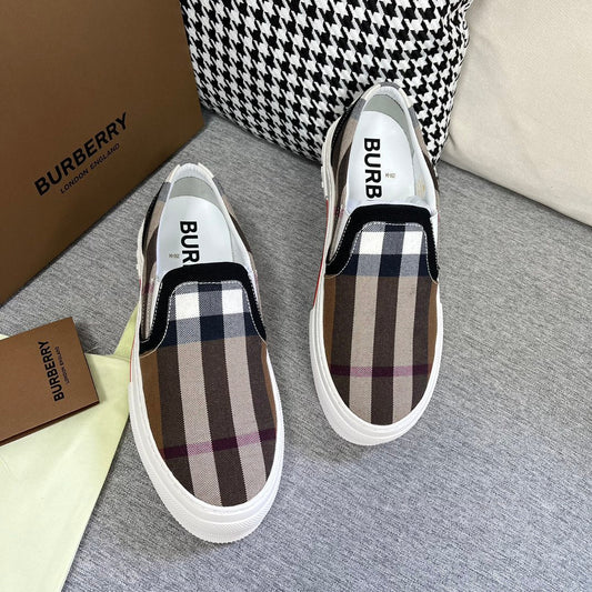 Pronta Entrega – Sneaker Modelo Burberry