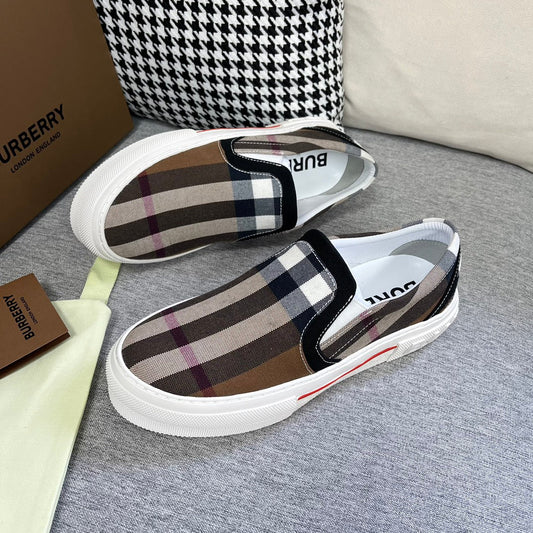 Pronta Entrega – Sneaker Modelo Burberry