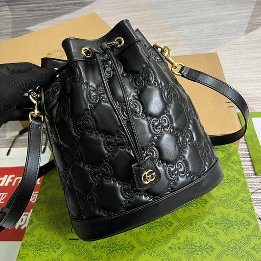 Pronta Entrega – Bolsa Gucci Bucket GG Matelassê