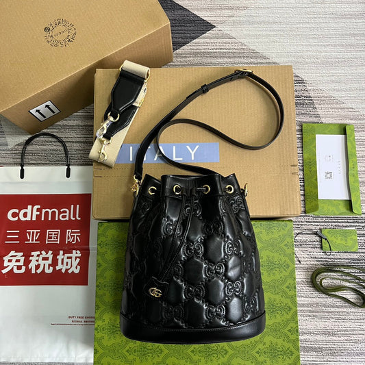 Pronta Entrega – Bolsa Gucci Bucket GG Matelassê